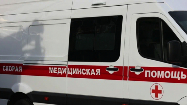 Мужчина облил неизвестной жидкостью соседского малыша из-за просьбы сделать музыку тише 21/01/2026 &ndash; Новости