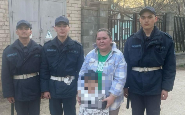 Гвардейцы Актобе помогли потерявшемуся ребёнку вернуться домой