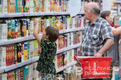 Продажи детских товаров в России в 2025 году снизились на 8%