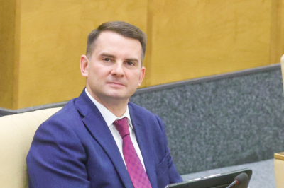 Нилов: сервисы должны жестче пресекать ботов и манипуляции рейтингами