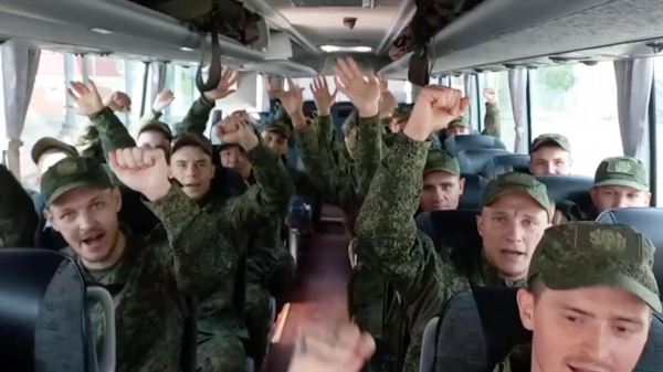 В Россию вернутся 300 военнопленных