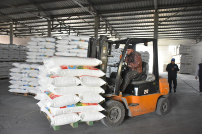 Мукомолы: серый импорт душит рынок муки в Кыргызстане