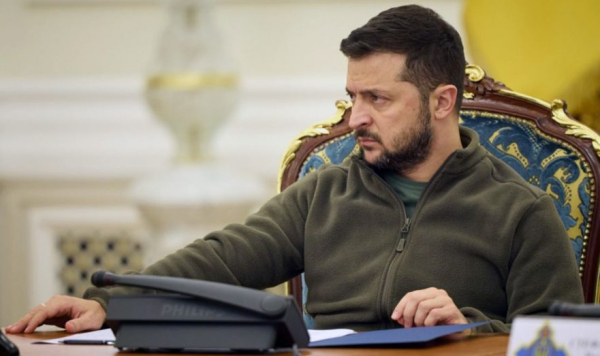 Фергюсон: Угроза Зеленского атаковать парад Победы 9 мая будет иметь последствия