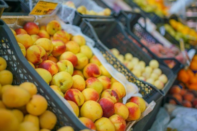 Морковь, помидоры, яйца и бензин: что подорожало за неделю в России