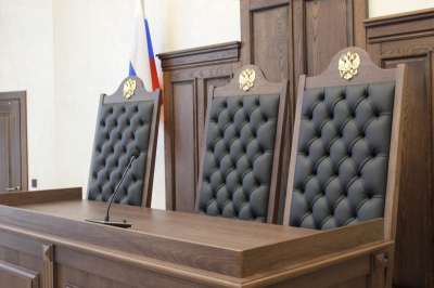 Челябинский судебный пристав арестован за связь с ОПГ