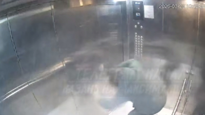 Опасная поездка: в Казани мужчина получил травмы ног из-за резкого торможения лифта - видео 23/03/2026 &ndash; Новости