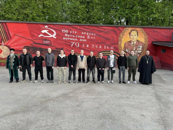 &laquo;Призывники на СВО направляться не будут&raquo;: в Бугульме прошла третья отправка в армию