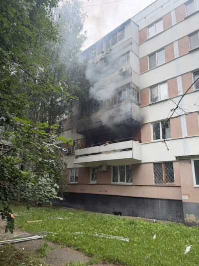 Появились первые фото с места ЧП в 11 комплексе, где произошел хлопок