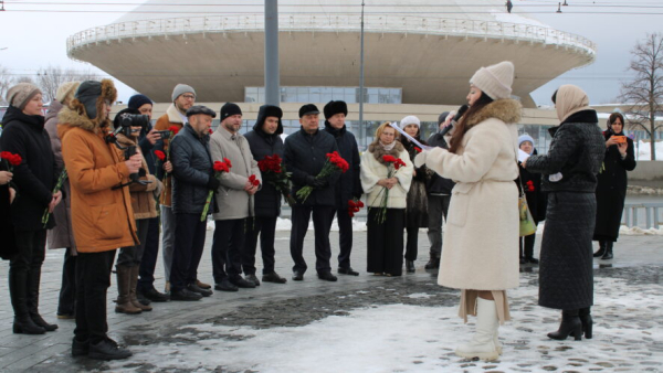 В Казани вручили премию имени Асгата Галимзянова лучшим СО НКО Татарстана 02/03/2026 &ndash; Новости