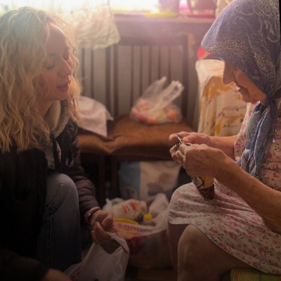 &laquo;Мы рядом&raquo;: Движение, помогающее одиноким пенсионерам