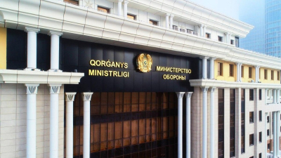 Президент произвел кадровые перестановки в Минобороны