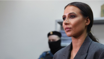 Из-за онкологии блогера Лерчек освободили от домашнего ареста