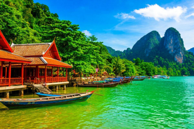 Россияне массово едут в Таиланд ради секс-туризма, несмотря на рейды полиции