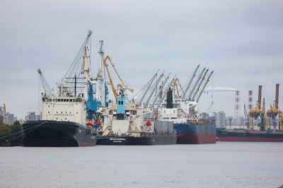 Немецкий ледокол застрял во&nbsp;льдах Арктики &ndash; его может спасти только российский атомоход под санкциями