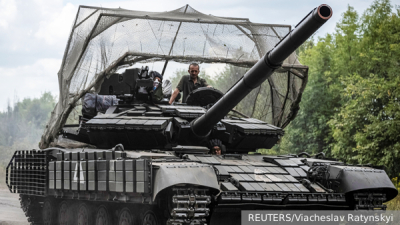 Самолет-разведчик США дважды пролетел вдоль побережья Крыма и Сочи