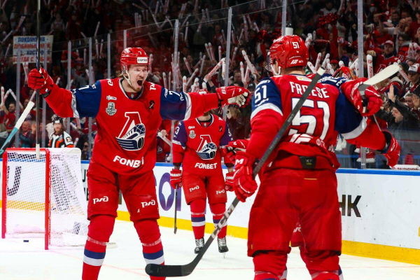 &laquo;Локомотив&raquo; вырвал победу у &laquo;Авангарда&raquo; и вышел в финал Кубка Гагарина, где встретится с &laquo;Ак Барсом&raquo;