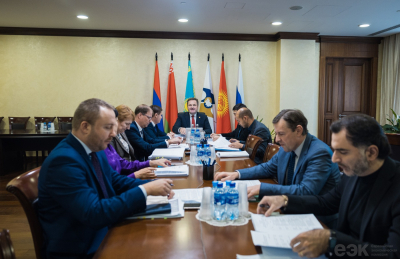 ЕАЭС усиливает контроль за аккредитацией и безопасностью транспортных средств