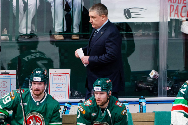 Гатиятулин: &laquo;Ак Барс&raquo; слишком легко отдал преимущество в матче с &laquo;Сибирью&raquo;