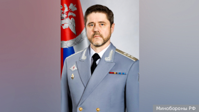 Сотни людей вышли на шествие &laquo;Бессмертного полка&raquo; в Шанхае