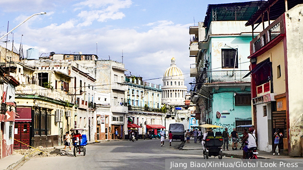 Моряки атакованного газовоза &laquo;Арктик Метагаз&raquo; вернулись в Мурманск