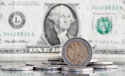 Политическая нестабильность во Франции давит на евро